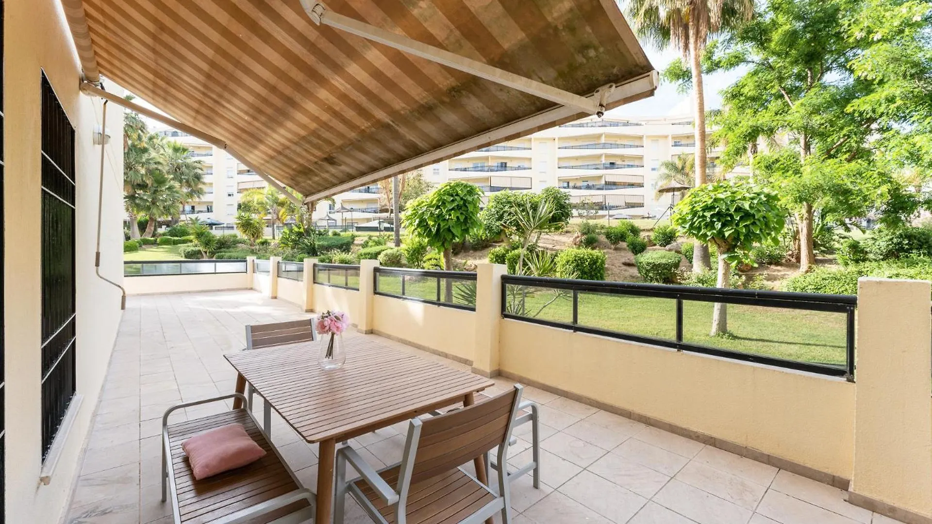 Malagasuite Terrace&Pool Playamar Torremolinos Apartment